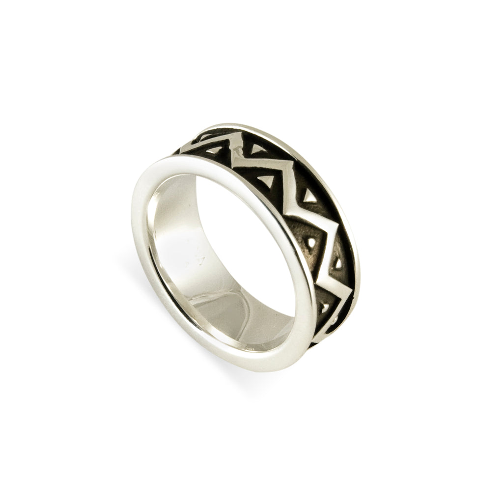Tiki Pattern Band Ring