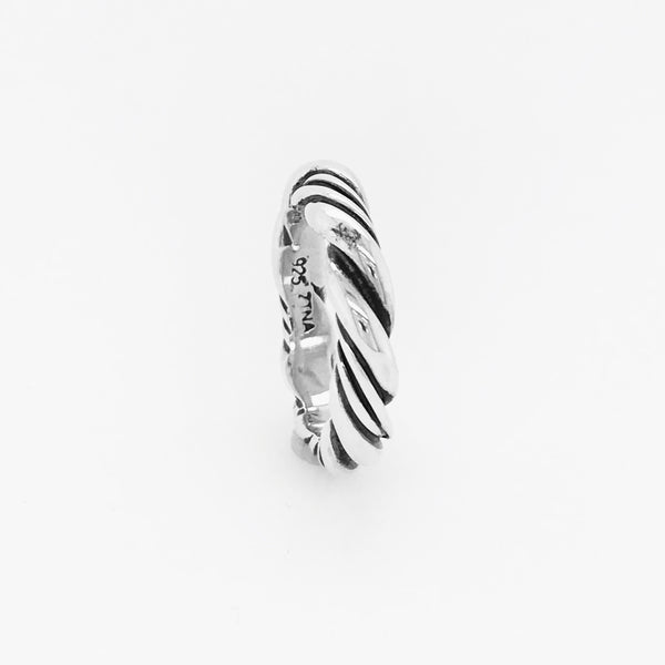 Twist Band Ring